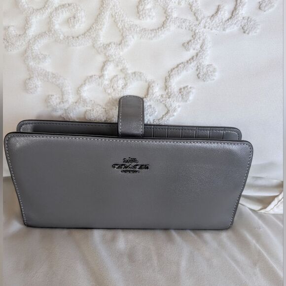 COACH SKINNY WALLET🩶 Gray And Gunmetal - Picture 2 of 16